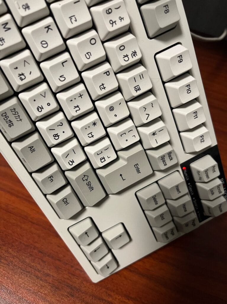 spilled-water-keyboard-tilt